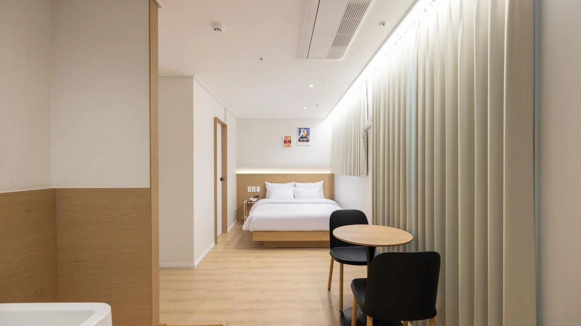From H Us Hotel With Aank Seoul Gangseo Hwagok