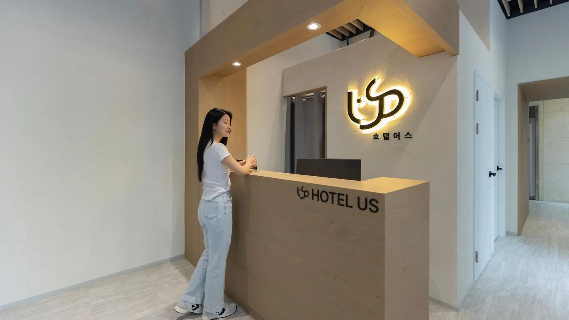From H Us Hotel With Aank Seoul Gangseo Hwagok 0*,