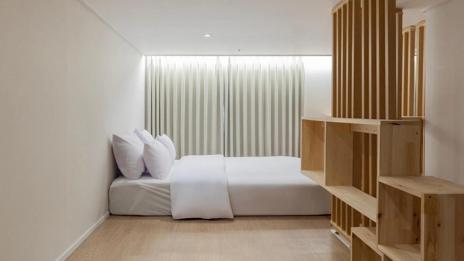 From H Us Hotel With Aank Seoul Gangseo Hwagok 0*,  Güney Kore